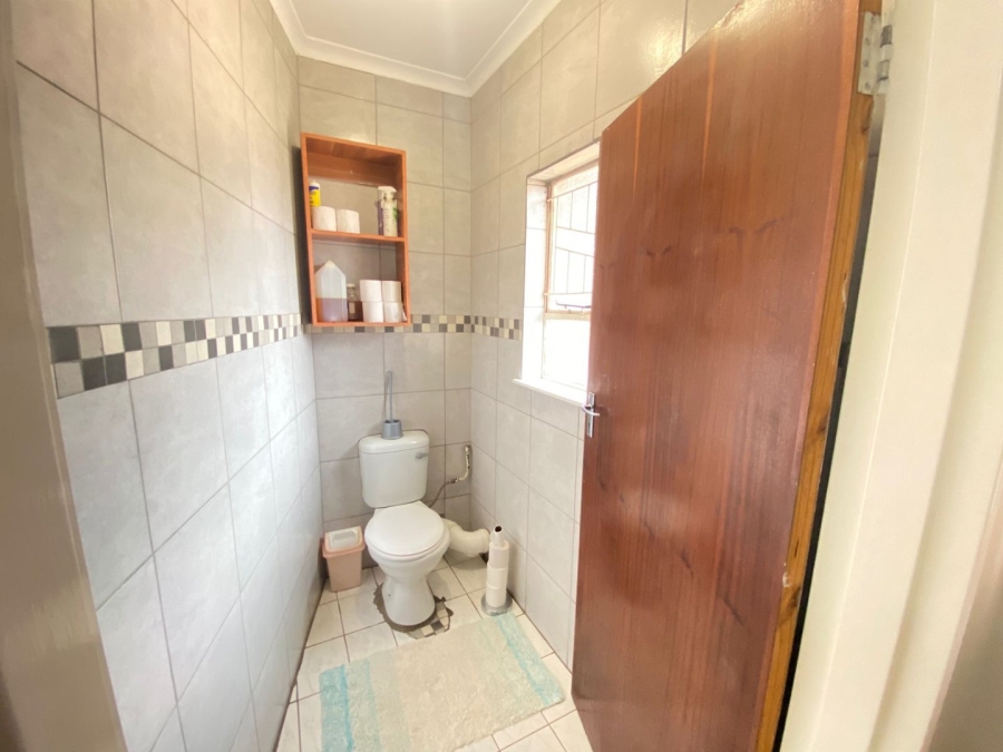 5 Bedroom Property for Sale in Fauna Free State